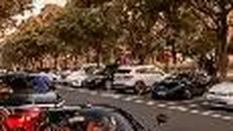 电竞俱乐部招募万人才！专科生任陪练，本科生运营岗薪三倍！