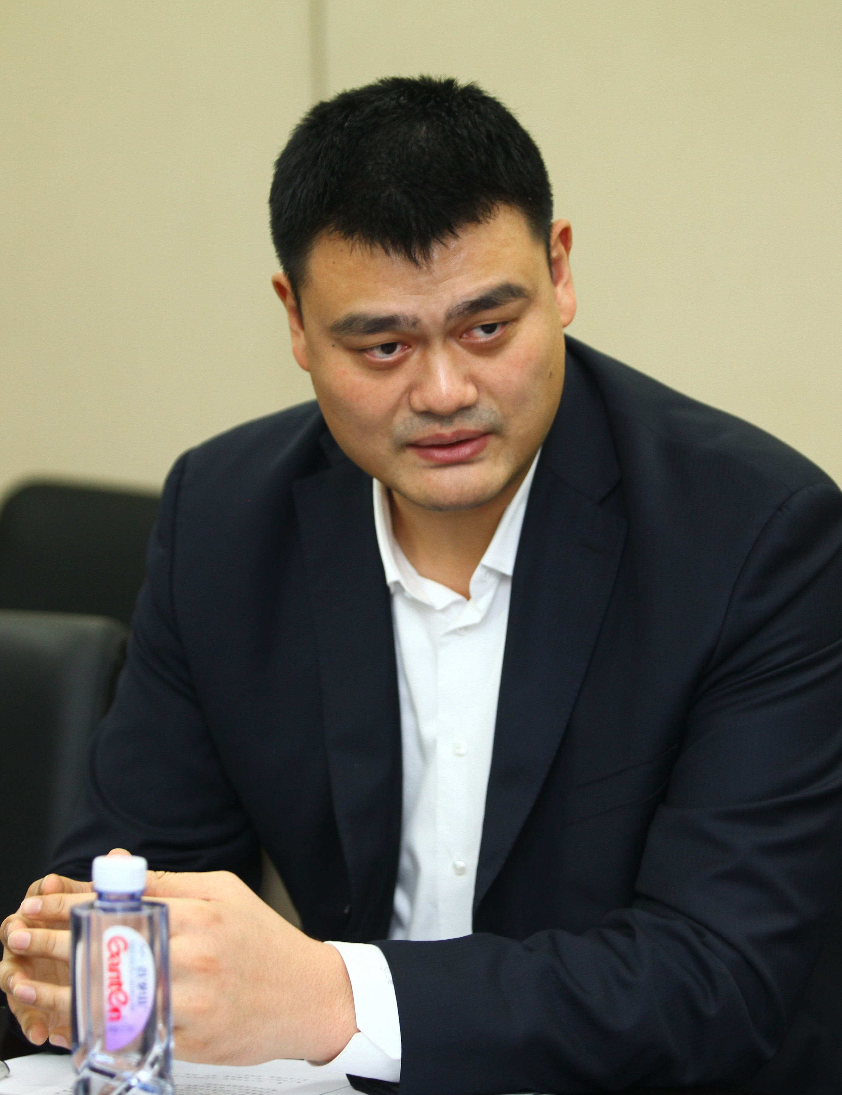 以力量为基